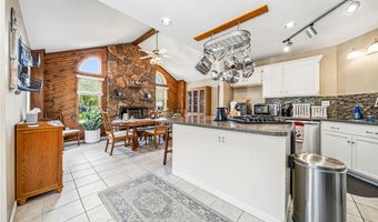 2013 Deerfield Dr, Ashtabula, OH 44004