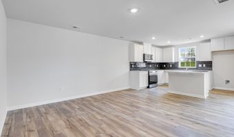 22 D Regent St, Camden, SC 29020