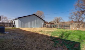 512 15th St, Abernathy, TX 79311