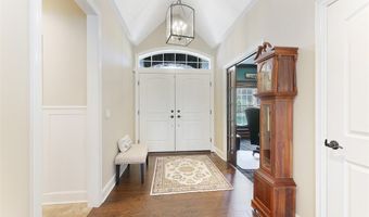 238 Westview Dr, Aurora, OH 44202