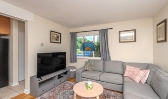 1795 Hideaway Ln, Ann Arbor, MI 48105