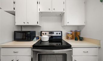 312 S Lotela Ave, Avon Park, FL 33825