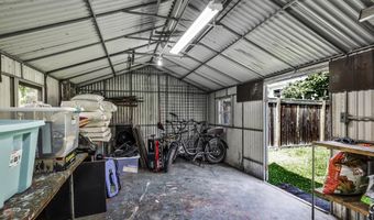 706 N CLEVELAND St, Arlington, VA 22201