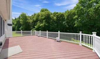 17 WATERTON Dr, Bear, DE 19701