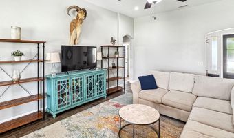 406 Plantation Ct, Carlsbad, NM 88220