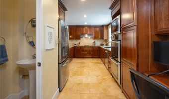 409 Wanaao Rd, Kailua, HI 96734