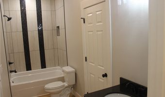 8 Whitstable Dr, Bella Vista, AR 72714