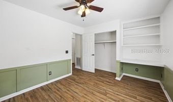 16 Robin Way, Beaufort, SC 29907