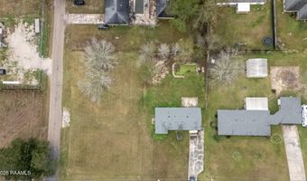 211 Perry Dr, Abbeville, LA 70510