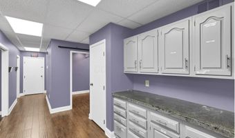 1918 Bethel Rd, Columbus, OH 43220