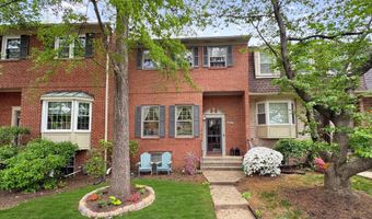 8207 CEDAR LANDING Ct, Alexandria, VA 22306