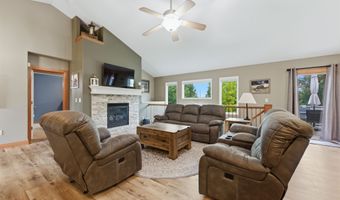 419 S Quail Run Ct, Andover, KS 67002