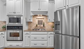 105 Sycamore Commons Ln, Advance, NC 27006