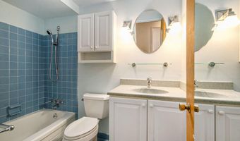 1276 Kuehnle Ct, Ann Arbor, MI 48103