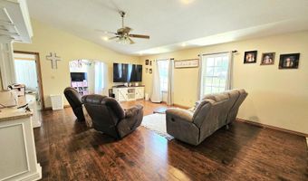 538 E State Line Rd, Baxter Springs, KS 66713