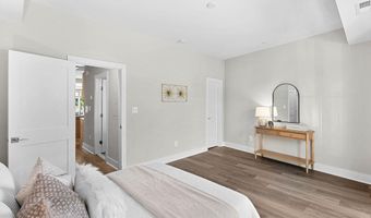 1108 S HIGHLAND St 2, Arlington, VA 22204