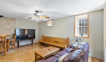 1342 Stagecoach Trl S, Afton, MN 55001