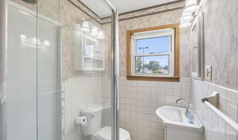 300 S High Ave, Ash Grove, MO 65604