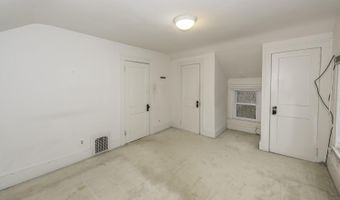 3 Shipman Cir, Ann Arbor, MI 48104