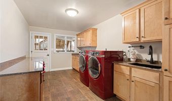 701 4th St SW, Austin, MN 55912