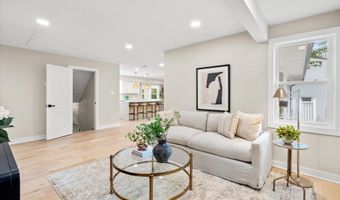 2408 WILLIAM AND MARY Dr, Alexandria, VA 22308