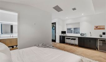 10736 Penhurst Way, Las Vegas, NV 89135