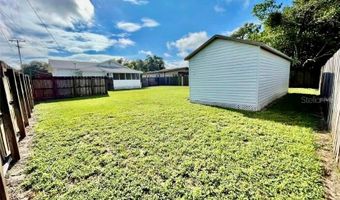 402 PINE St, Auburndale, FL 33823