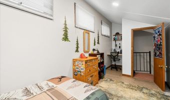 204 Dakota Dr, Andover, NJ 07848