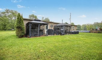 3130 Hill Dr, Adrian, MI 49221