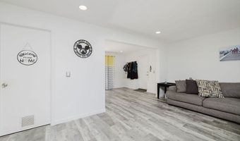 1 Lee Ann Dr, Johnston, RI 02919