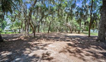 106 Coosaw Club Dr, Beaufort, SC 29907