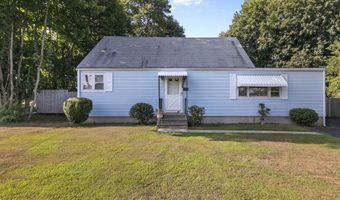 66 Loftus Cir, Bridgeport, CT 06606