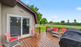 302 Village Cir, Altoona, IA 50009