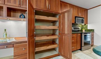 160 KEONEKAI Rd 21-101, Kihei, HI 96753