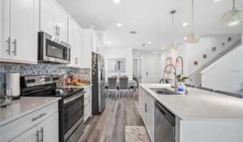 1125 MATTIE POINTE Blvd, Auburndale, FL 33823