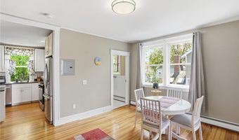 192 Washington Rd, Barrington, RI 02806