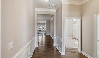 893 Deepwood Ct, Boiling Springs, SC 29316