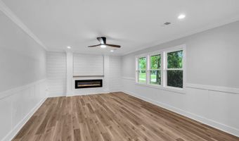 356 Railroad Ave, Bayville, NJ 08721