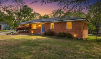 1213 N Shady Ln, Bauxite, AR 72015