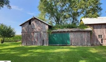 4893 N Winans Rd, Alma, MI 48801