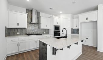 1432 N 163rd St, Basehor, KS 66007