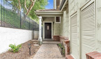 29729 Strawberry Hill Dr, Agoura Hills, CA 91301