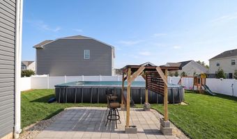 9 LOOKOUT Ave, Barnegat, NJ 08005