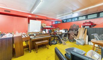 101 Leeman Hwy, Bath, ME 04530