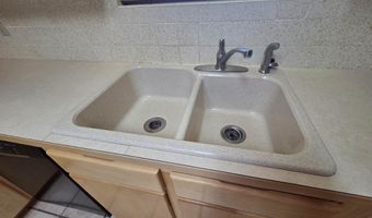 405 Sunbeam Ave, Alamogordo, NM 88310