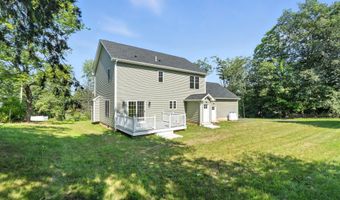 13 Kenwood Cir, Bloomfield, CT 06002