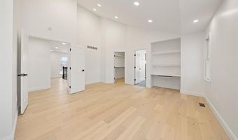 3592 GREAT FALLS Cir, Ann Arbor, MI 48108