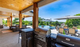 10901 Old Fashion Dr, Bentonville, AR 72713
