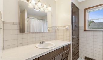 300 S High Ave, Ash Grove, MO 65604