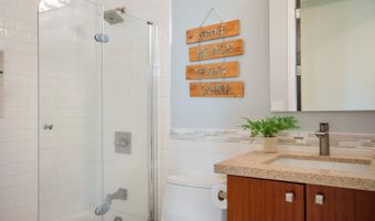 148 Kaelepulu Dr, Kailua, HI 96734